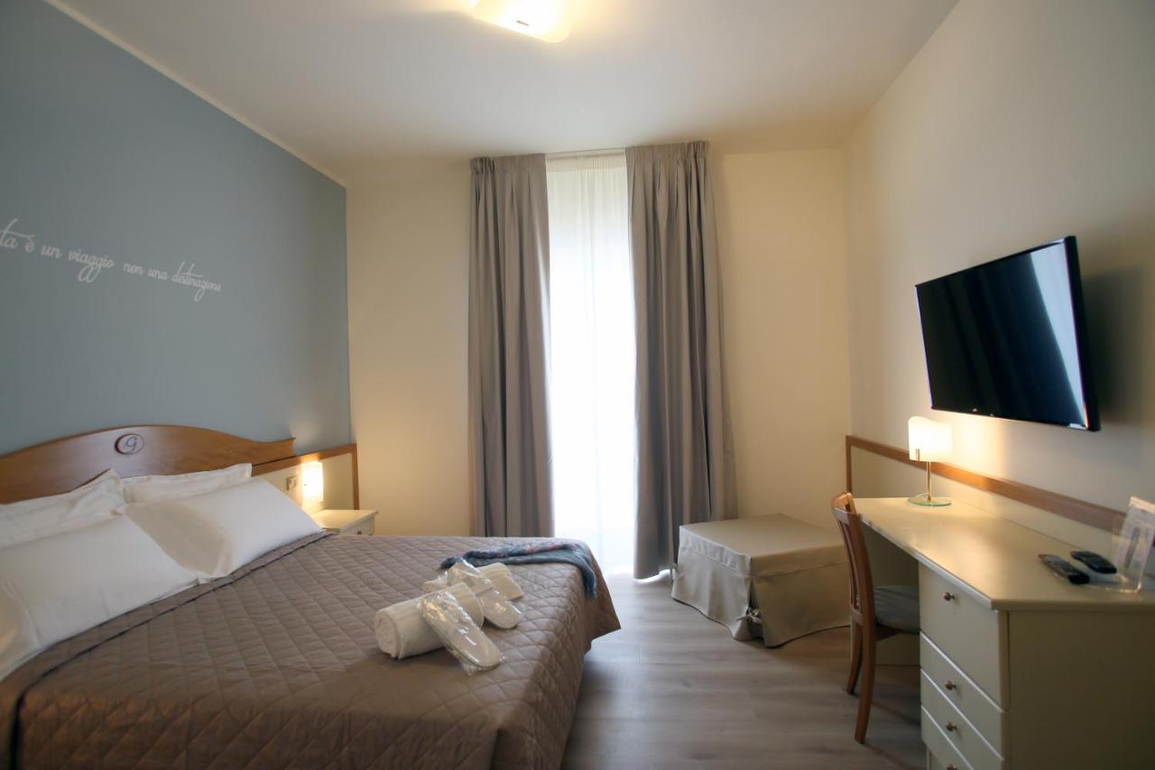 Hotel Le Ginestre Family&Wellness Vieste Esterno foto