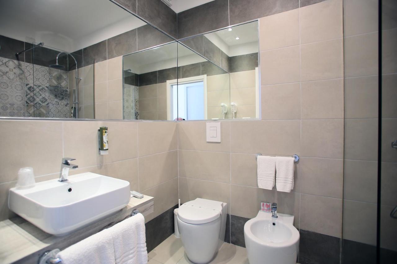 Hotel Le Ginestre Family&Wellness Vieste Esterno foto