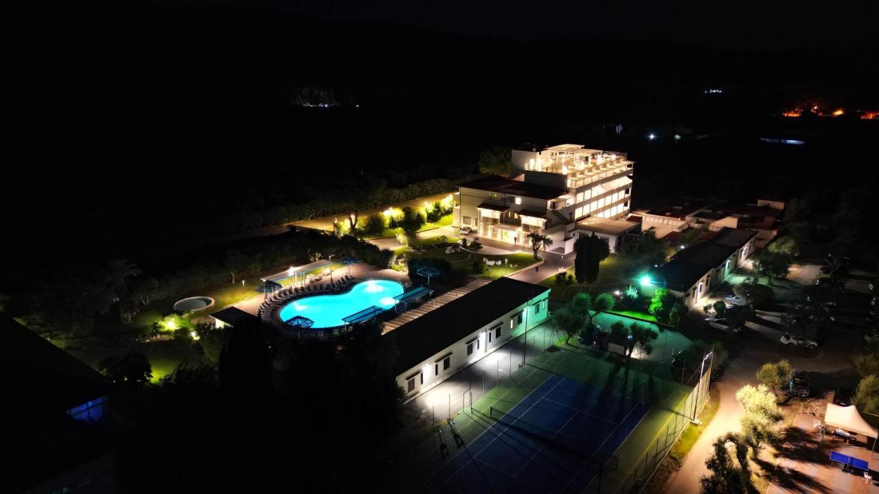 Hotel Le Ginestre Family&Wellness Vieste Esterno foto