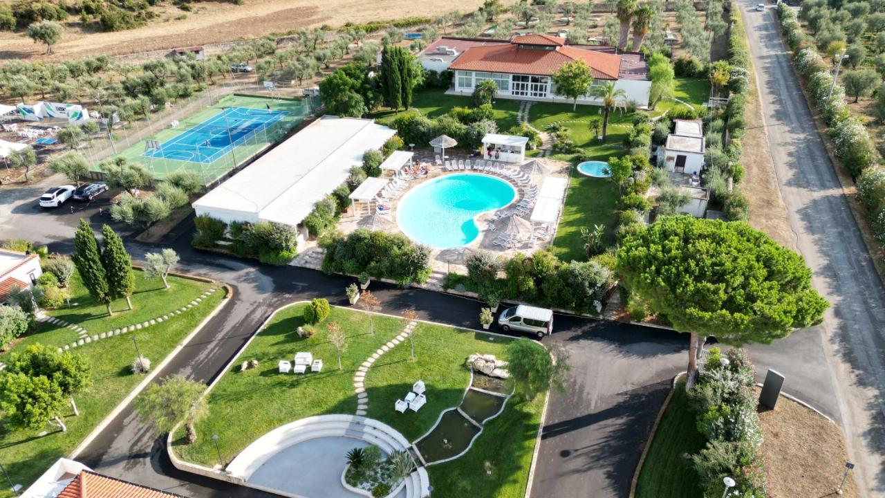 Hotel Le Ginestre Family&Wellness Vieste Esterno foto