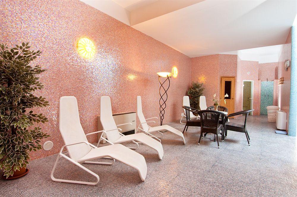 Hotel Le Ginestre Family&Wellness Vieste Esterno foto