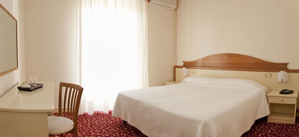 Hotel Le Ginestre Family&Wellness Vieste Esterno foto