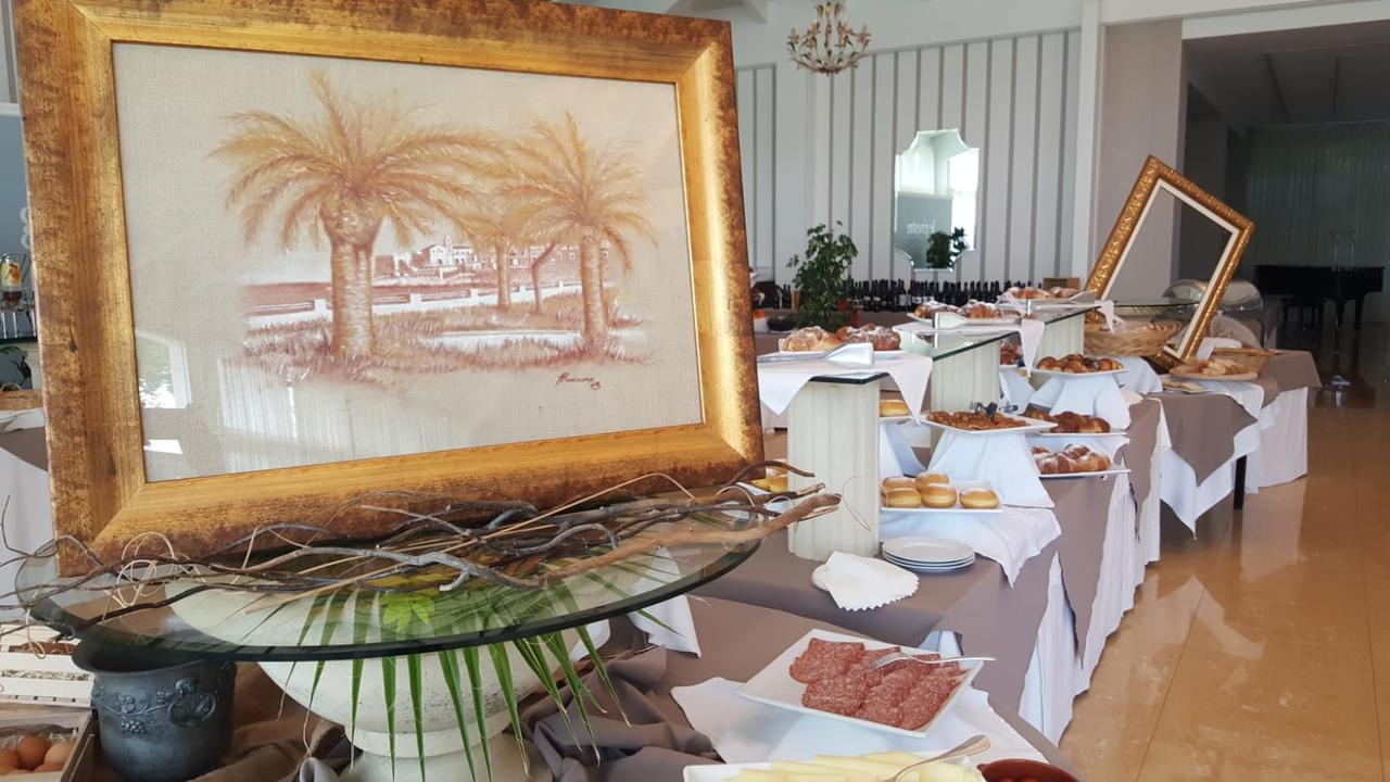 Hotel Le Ginestre Family&Wellness Vieste Esterno foto