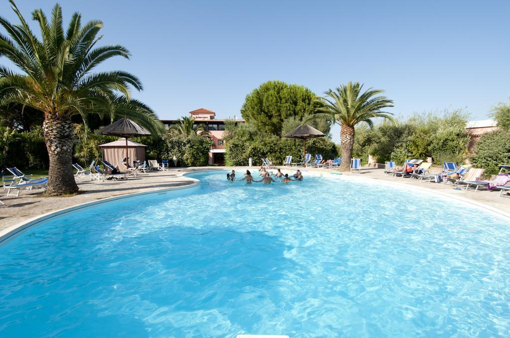 Hotel Le Ginestre Family&Wellness Vieste Esterno foto