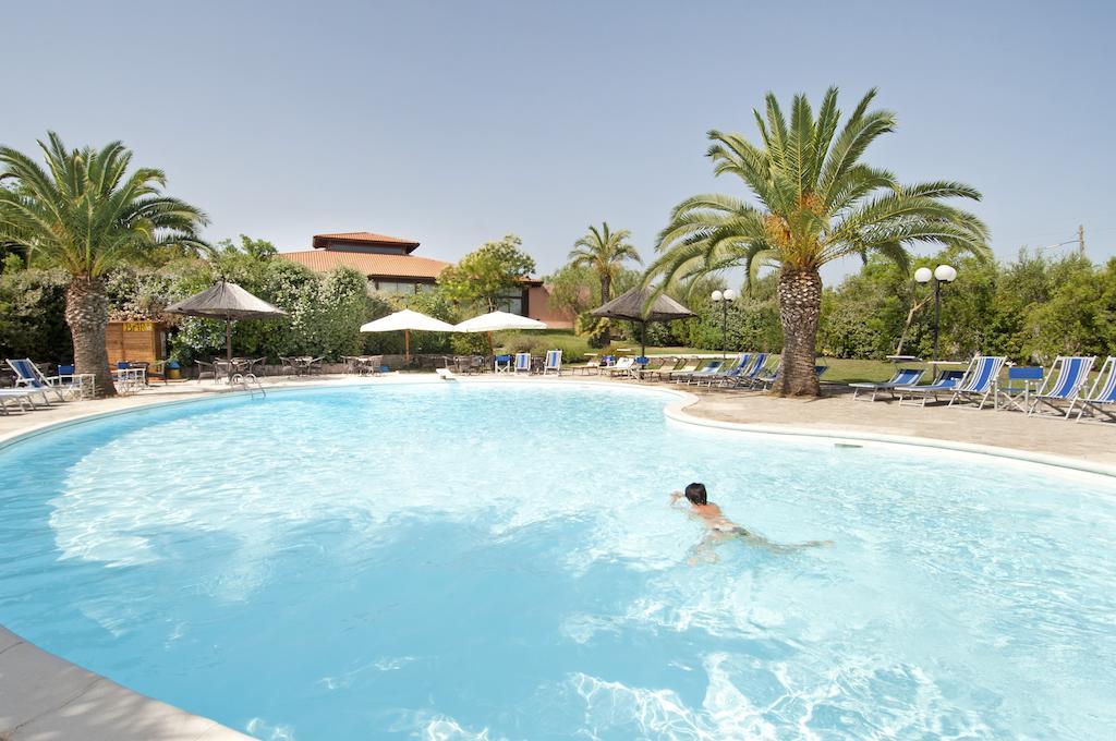 Hotel Le Ginestre Family&Wellness Vieste Esterno foto